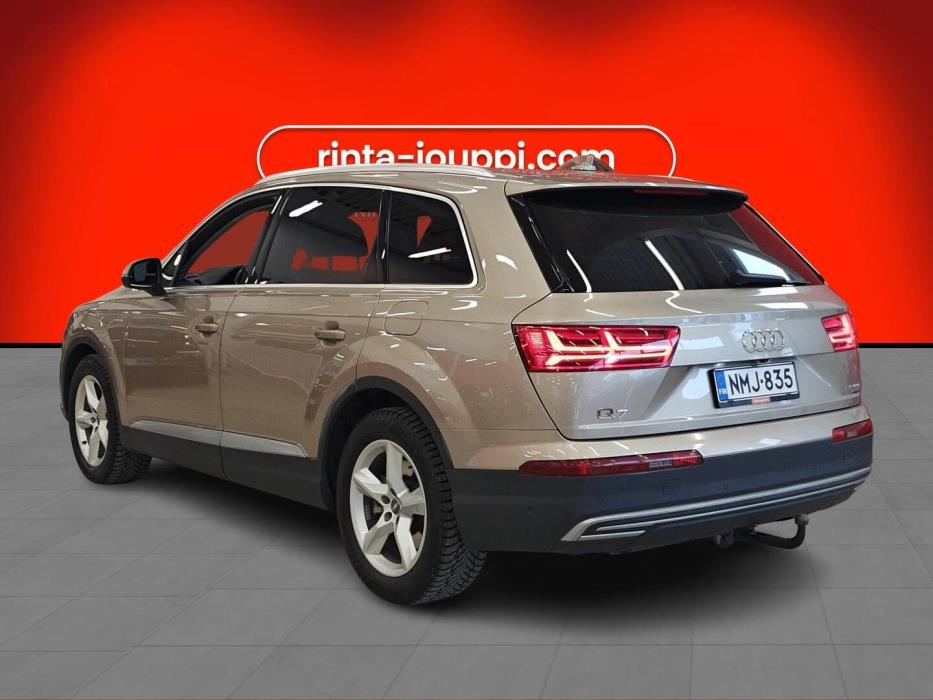 AUDI Q7 2018