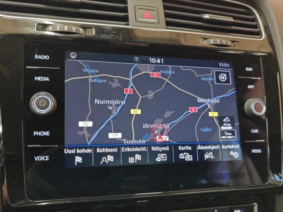 VOLKSWAGEN Golf 2018