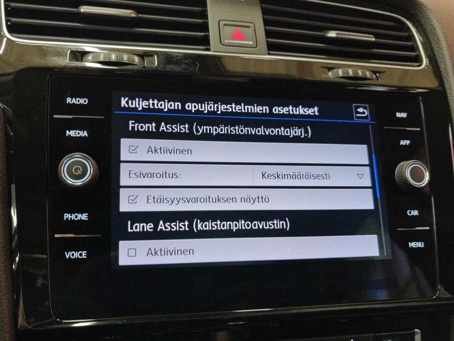 VOLKSWAGEN Golf 2018