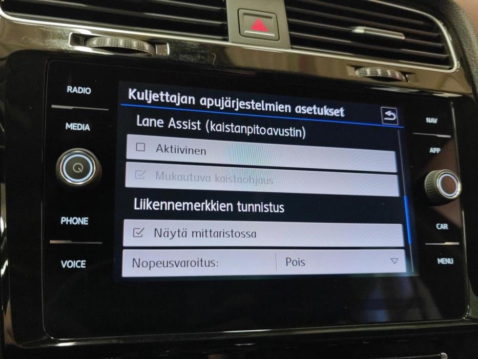 VOLKSWAGEN Golf 2018