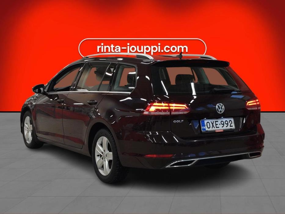 VOLKSWAGEN Golf 2018