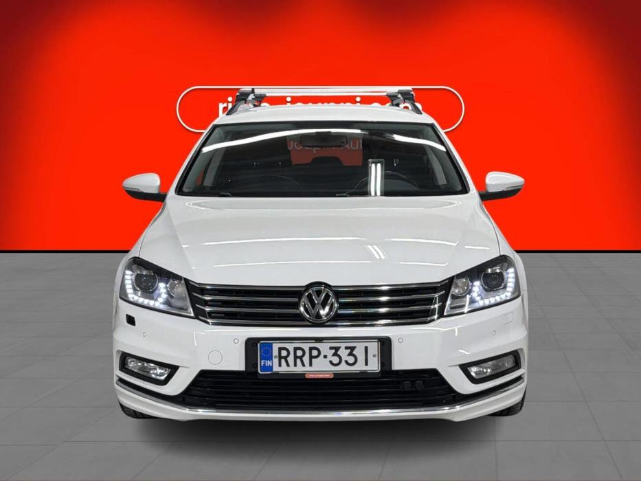 VOLKSWAGEN Passat 2014