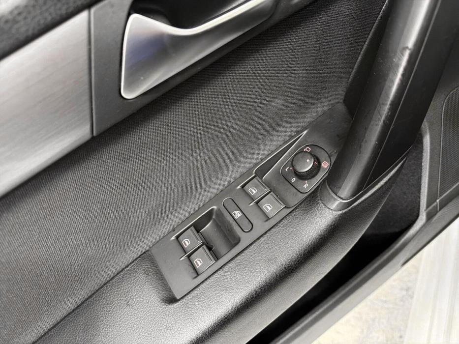 VOLKSWAGEN Passat 2014