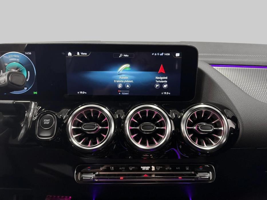 MERCEDES-BENZ EQA 2023