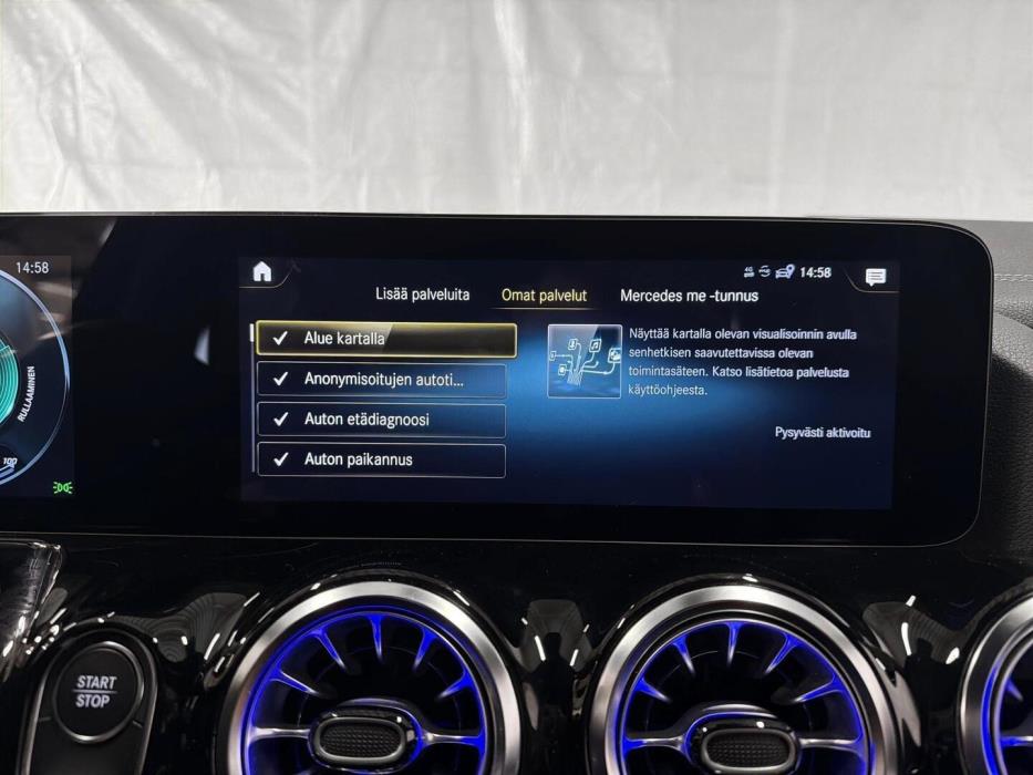 MERCEDES-BENZ EQA 2023