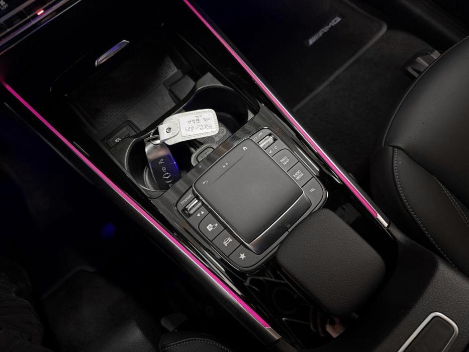 MERCEDES-BENZ EQA 2023