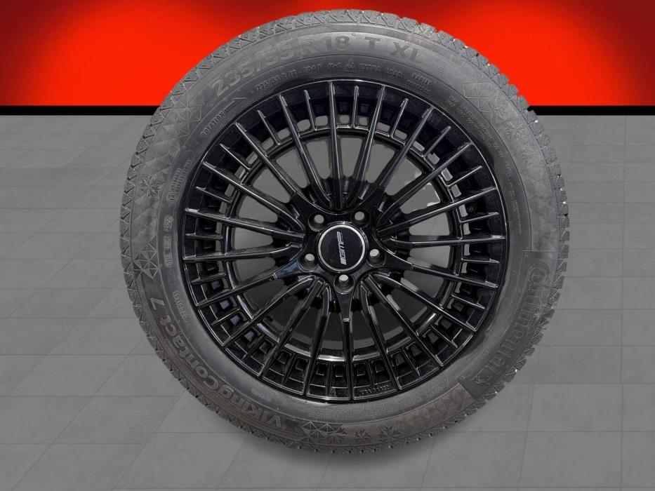 MERCEDES-BENZ EQA 2023