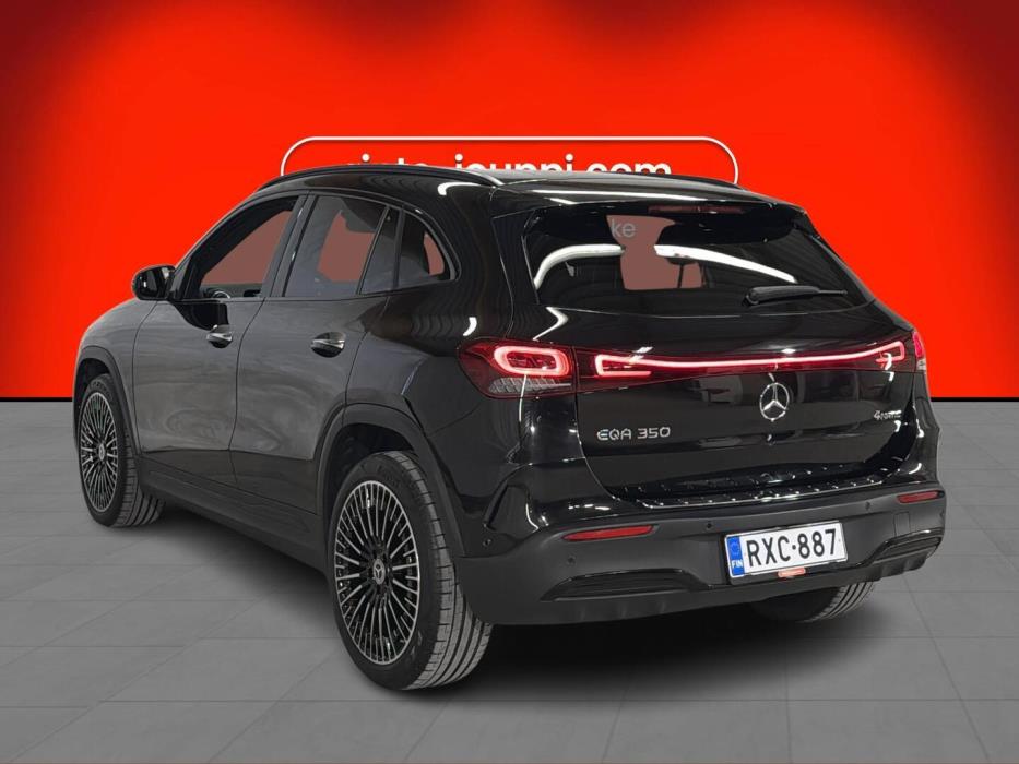 MERCEDES-BENZ EQA 2023