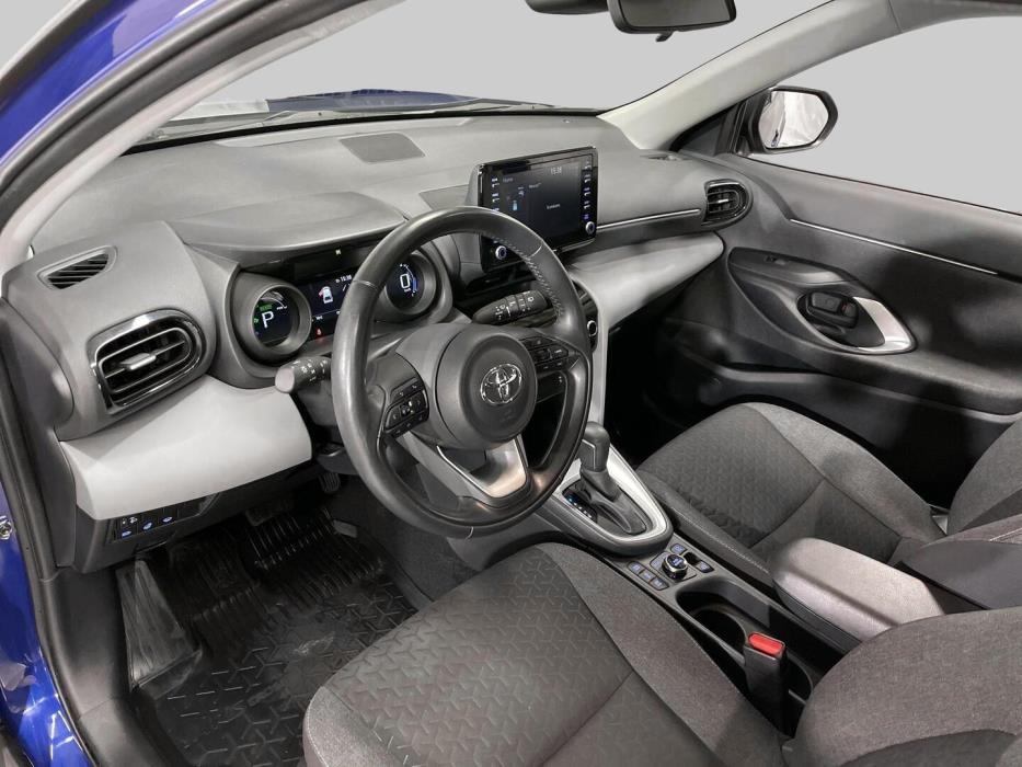 TOYOTA Yaris Cross 2022