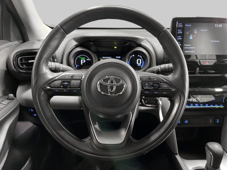 TOYOTA Yaris Cross 2022
