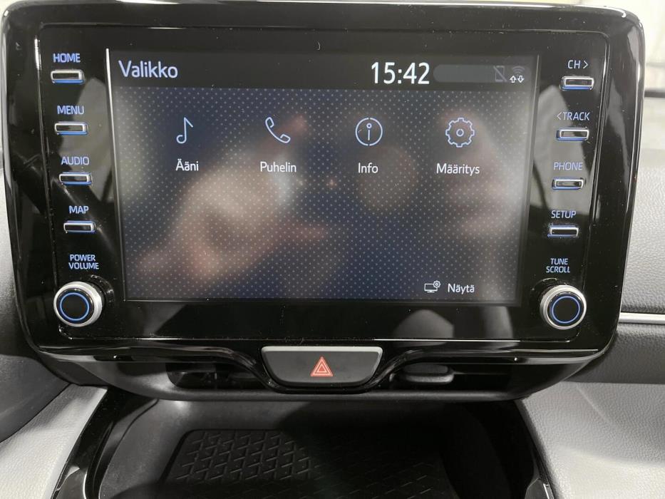 TOYOTA Yaris Cross 2022