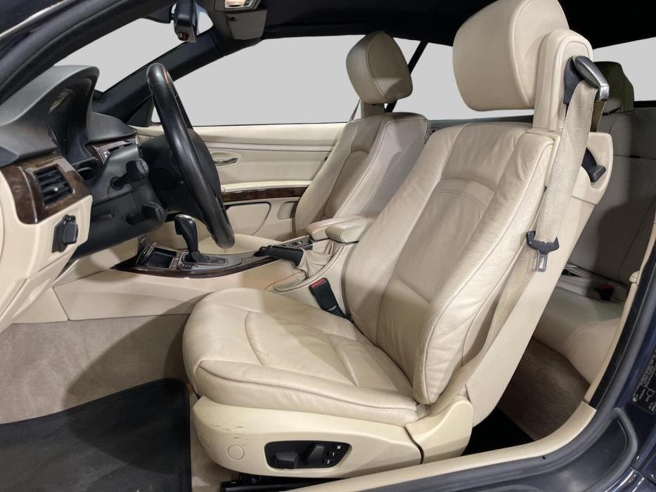 BMW 325 2007