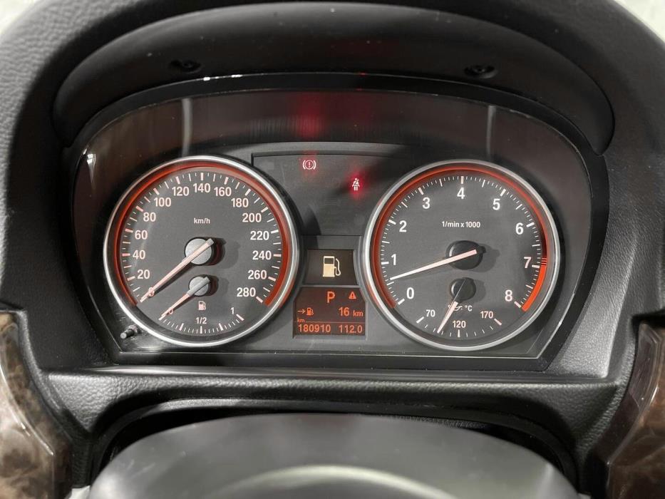 BMW 325 2007