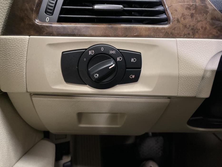 BMW 325 2007