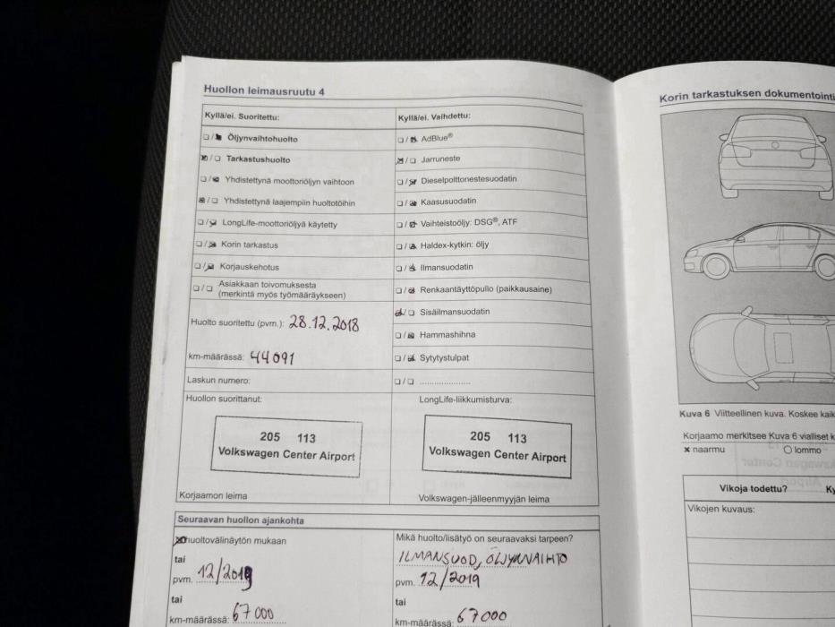 VOLKSWAGEN Polo 2013