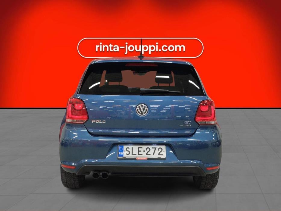 VOLKSWAGEN Polo 2013