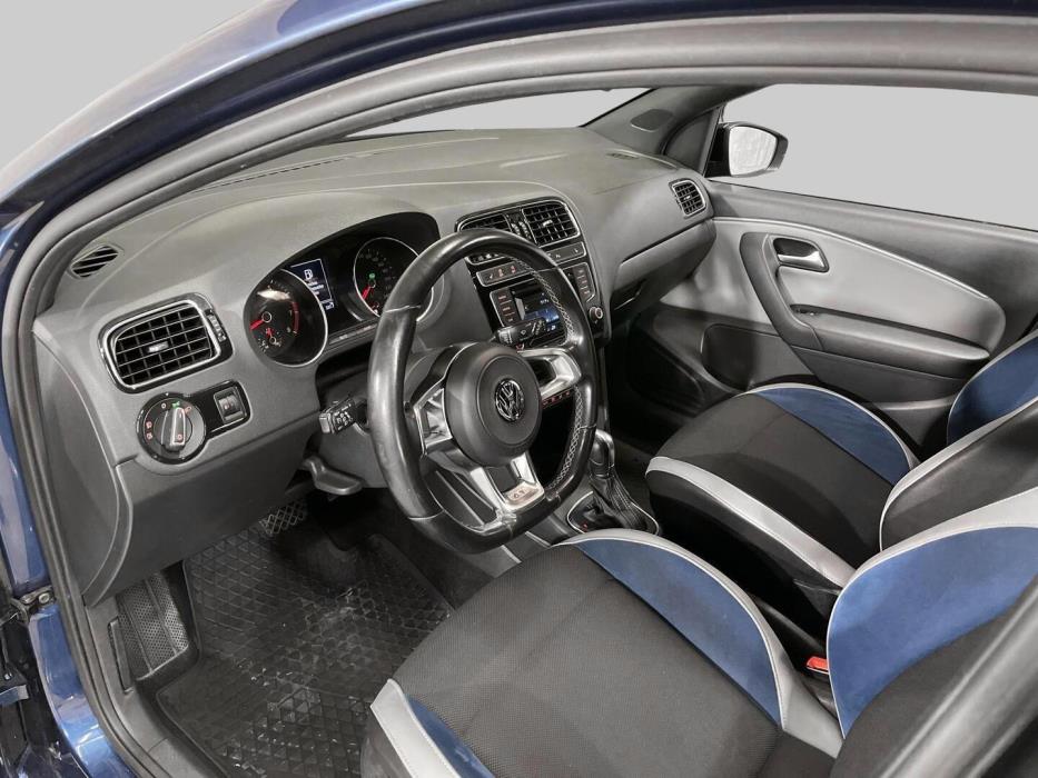 VOLKSWAGEN Polo 2017