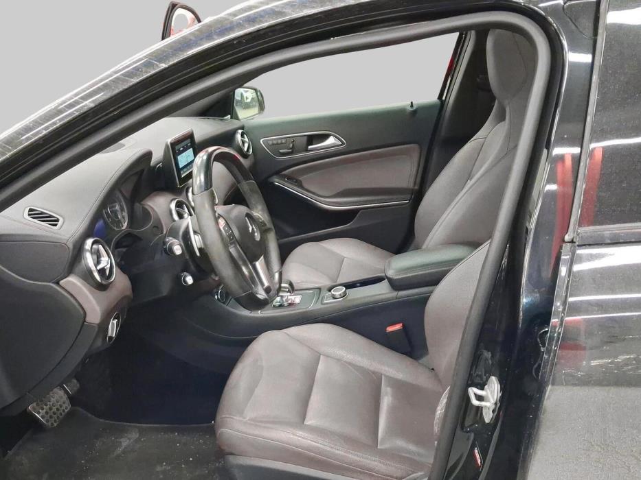 MERCEDES-BENZ A 45 AMG 2014