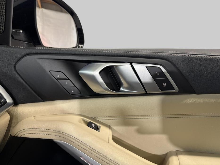 BMW X5 2021