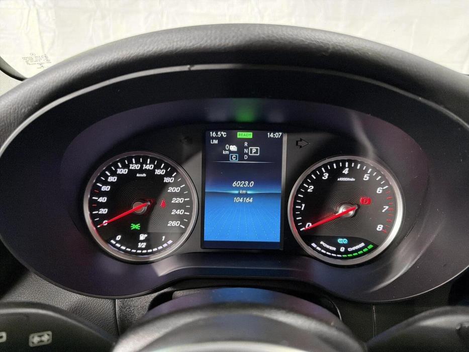 MERCEDES-BENZ GLC 2020