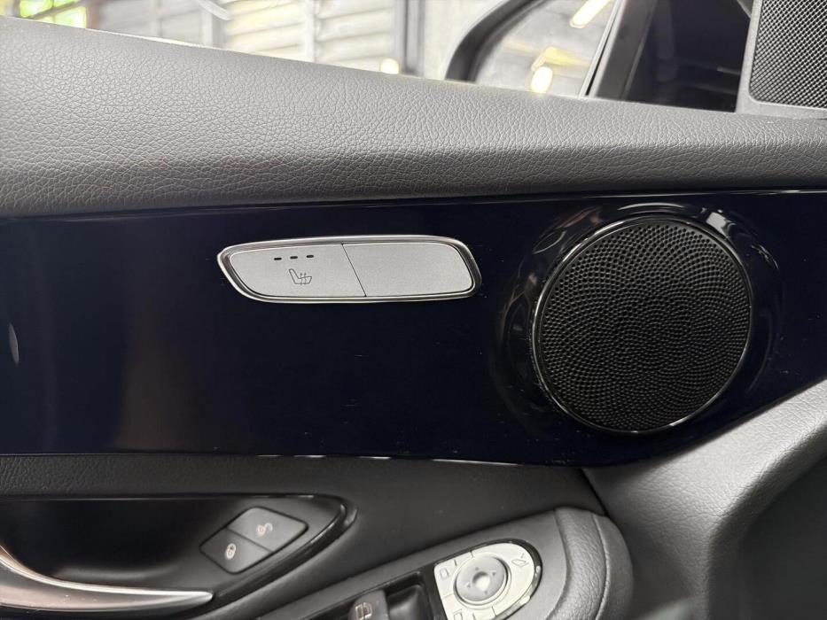 MERCEDES-BENZ GLC 2020