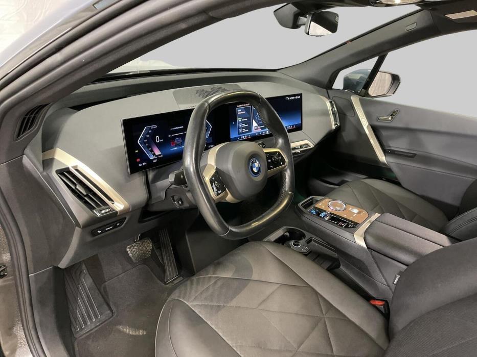 BMW IX 2023