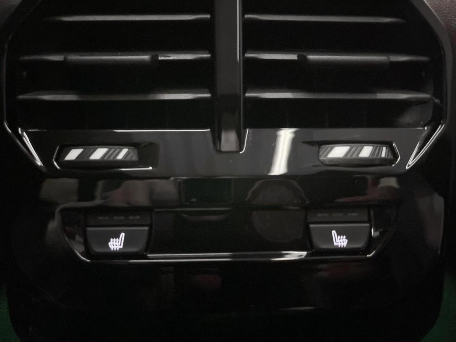 BMW IX 2023