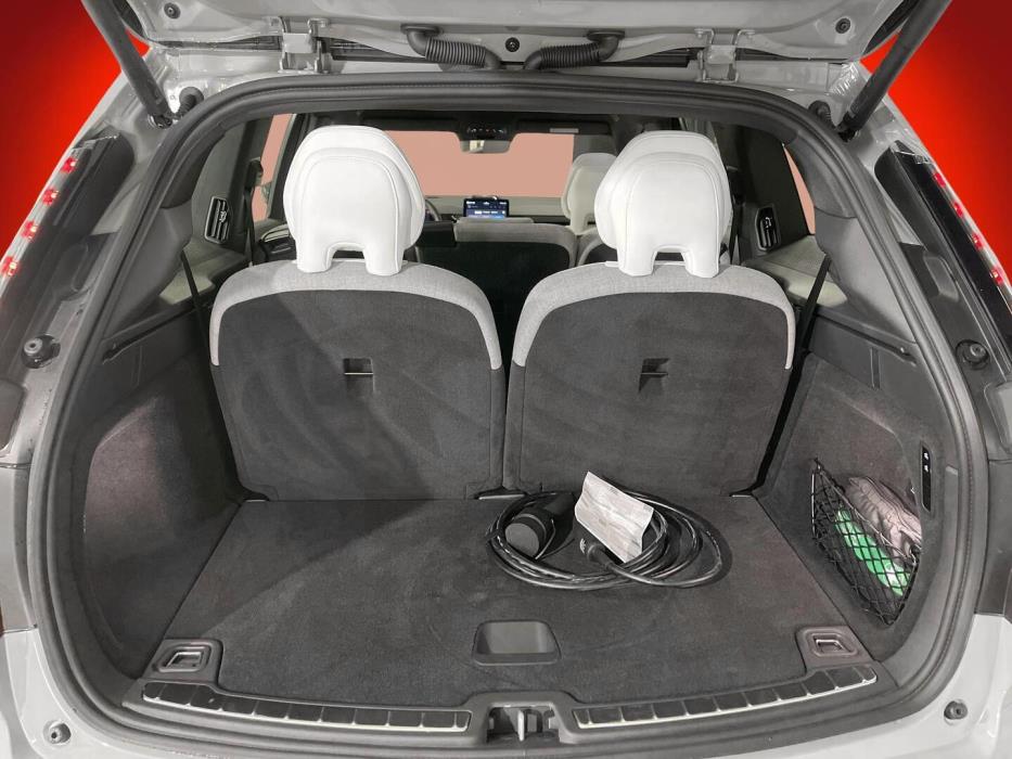 VOLVO EX90 2025