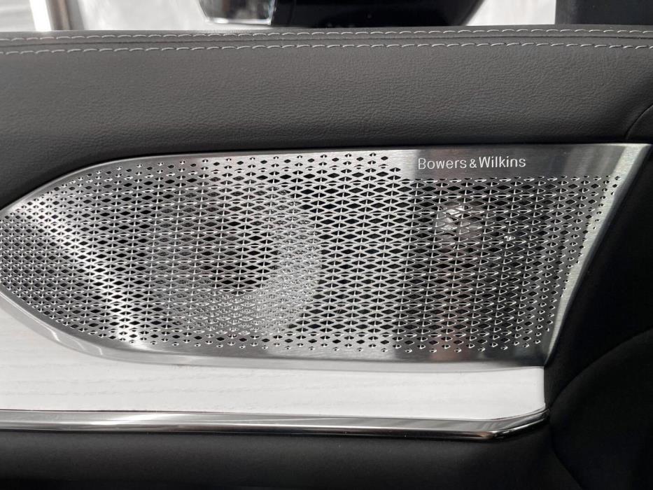 VOLVO EX90 2025