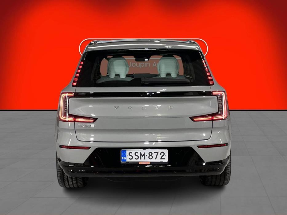 VOLVO EX90 2025