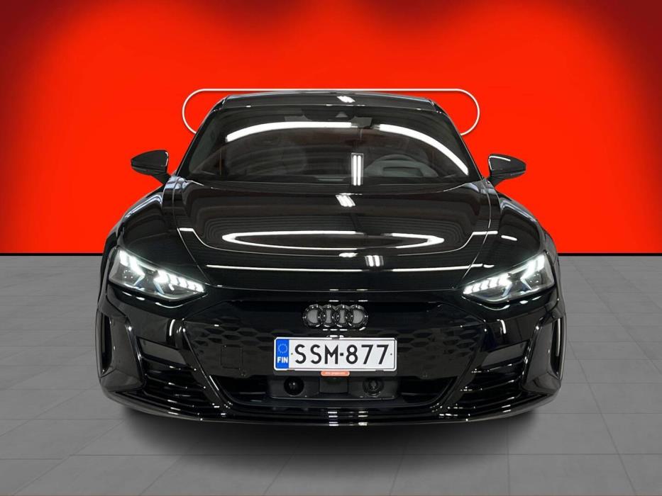 AUDI E-TRON GT RS 2022