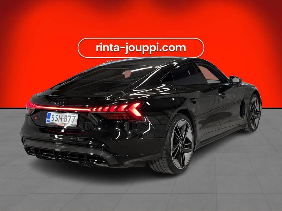 AUDI E-TRON GT RS 2022