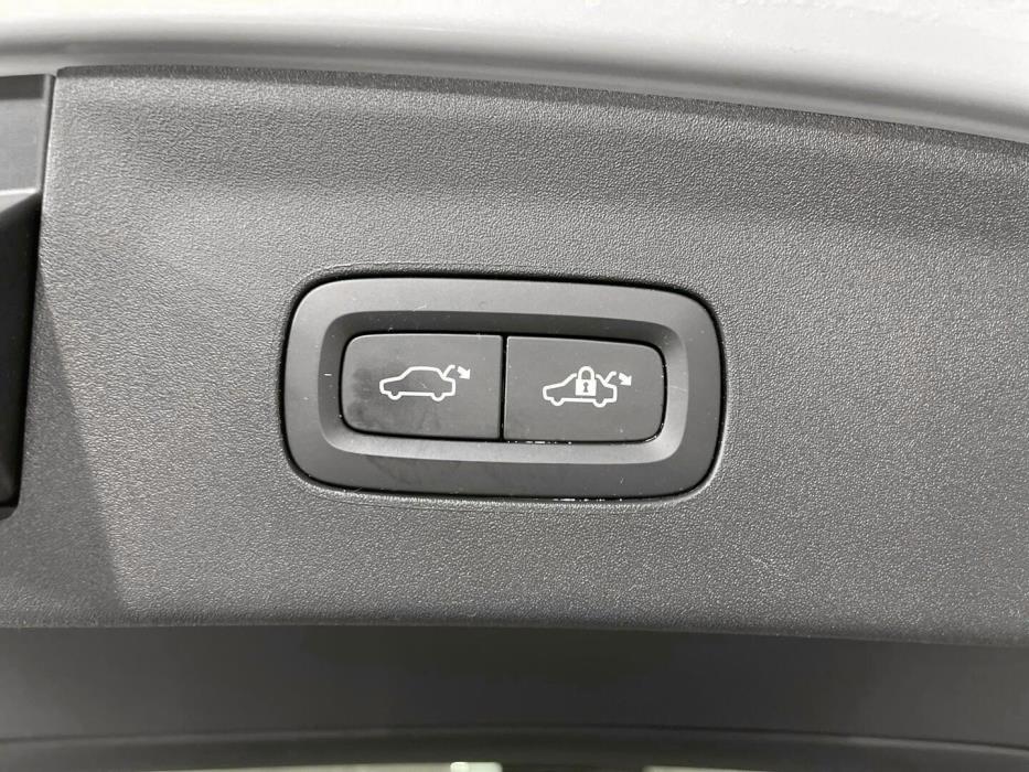 POLESTAR 2 2023