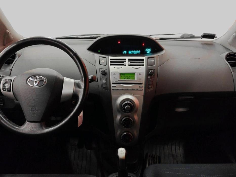 TOYOTA Yaris 2007