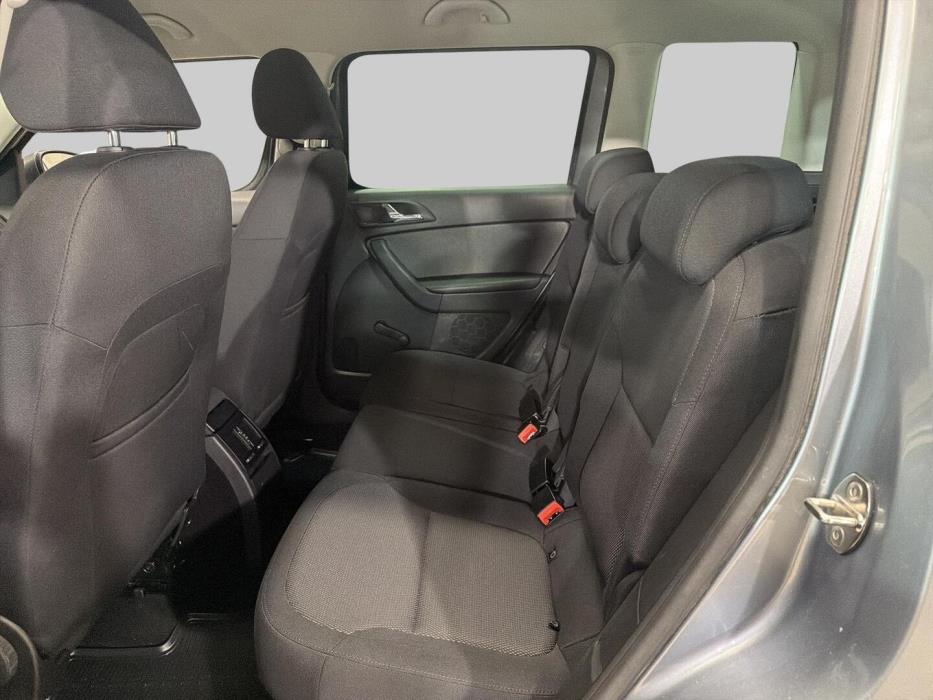 SKODA Yeti 2011