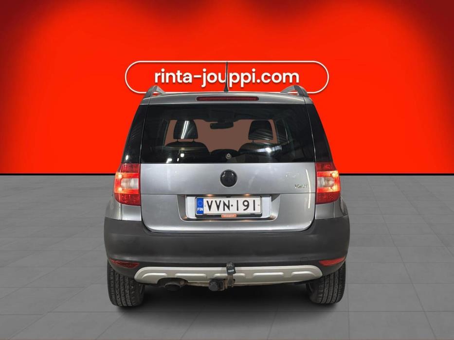 SKODA Yeti 2011