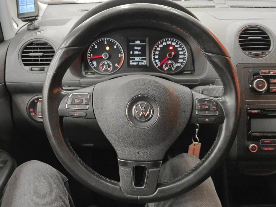VOLKSWAGEN Caddy Maxi 2011