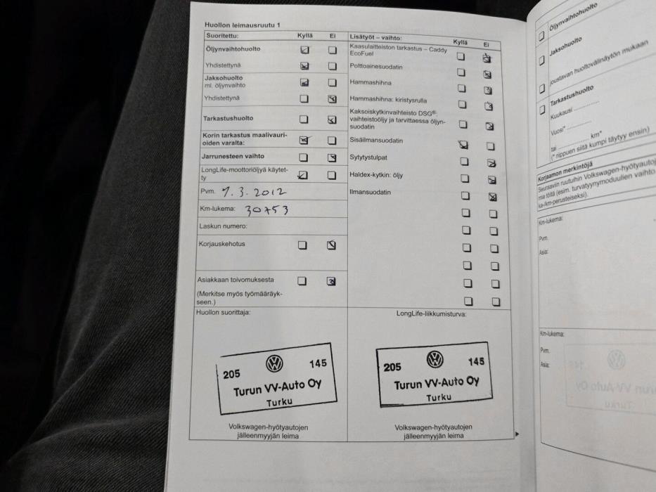 VOLKSWAGEN Caddy Maxi 2011