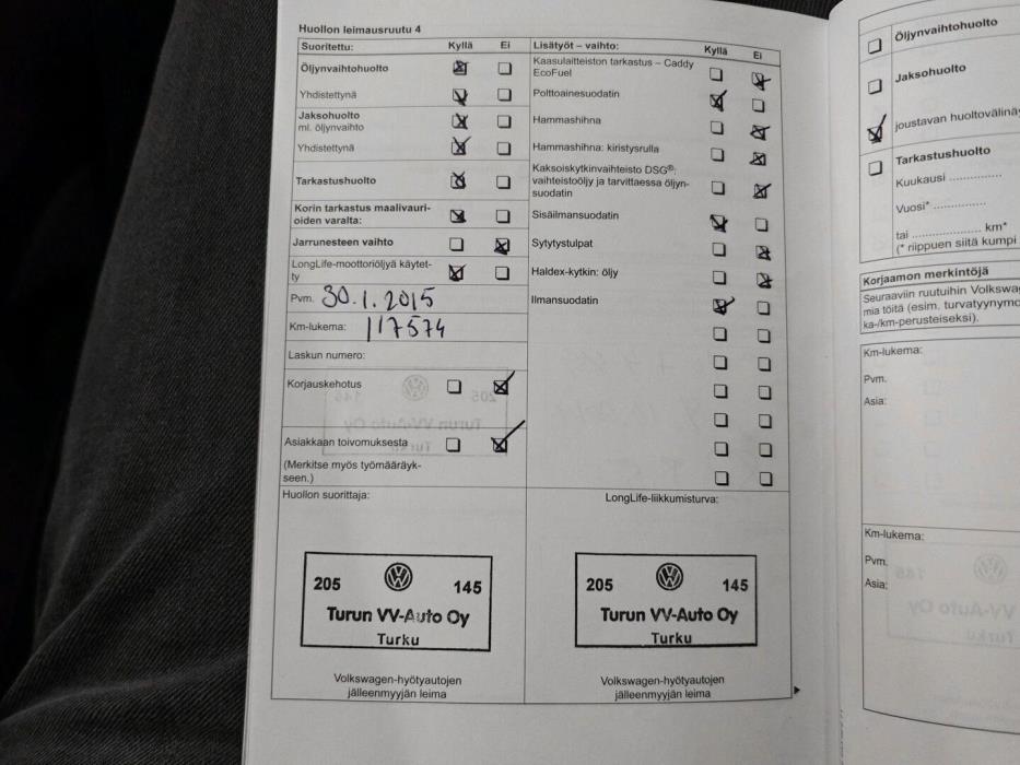 VOLKSWAGEN Caddy Maxi 2011