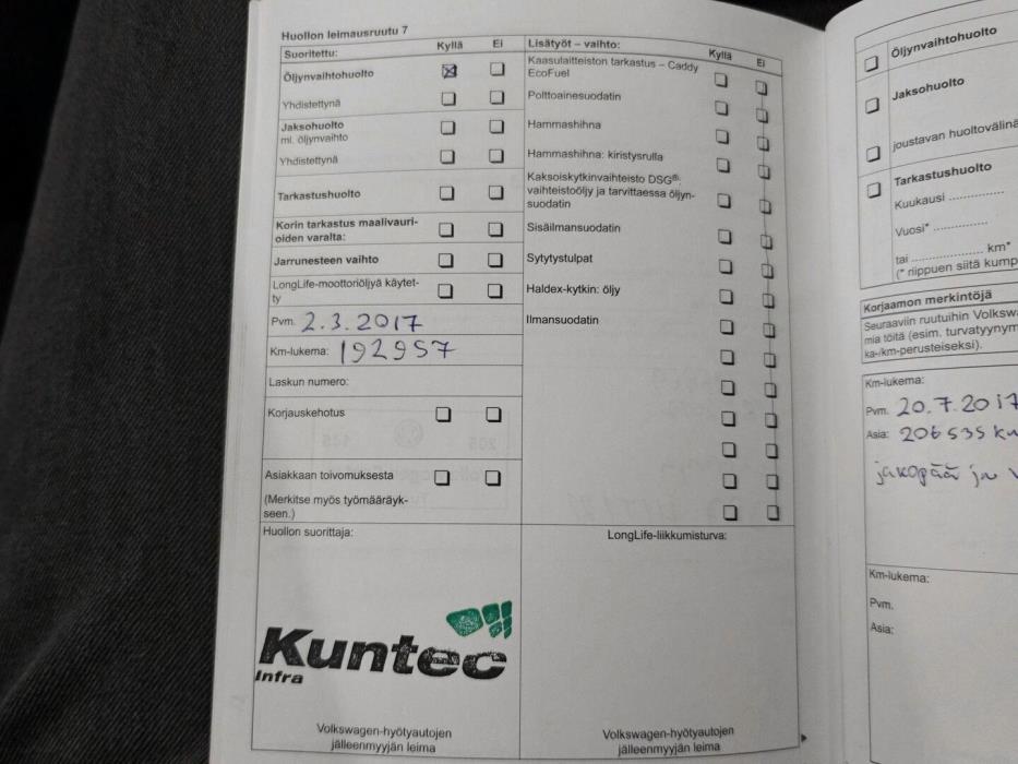 VOLKSWAGEN Caddy Maxi 2011