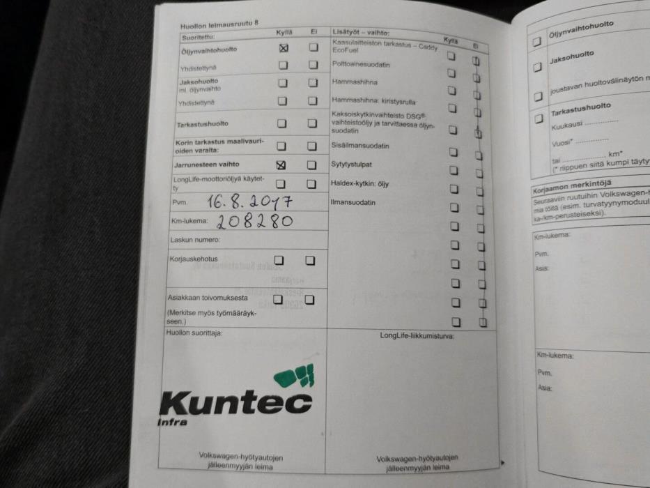 VOLKSWAGEN Caddy Maxi 2011