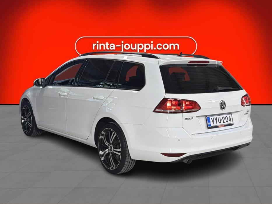 VOLKSWAGEN Golf 2016