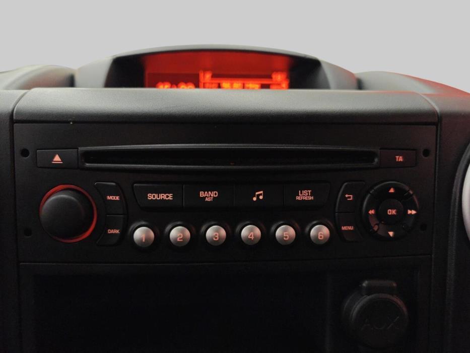 PEUGEOT Partner 2016