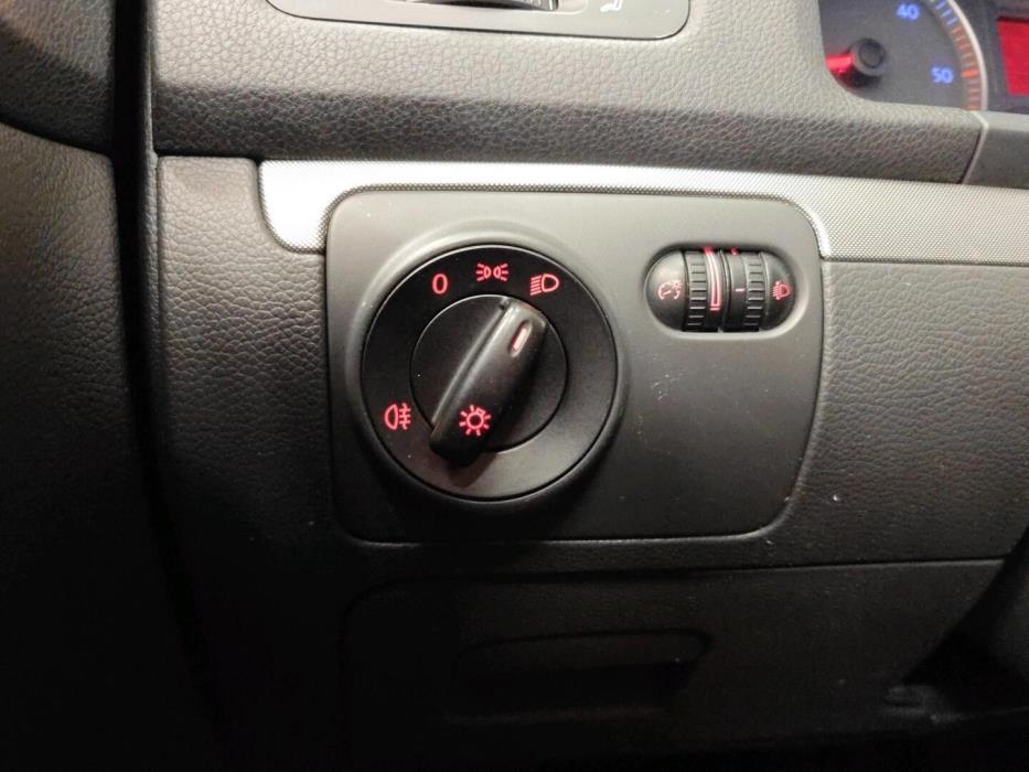 VOLKSWAGEN Jetta 2006