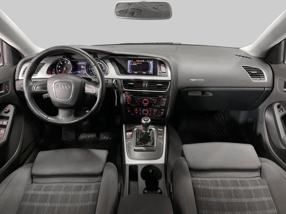 AUDI A5 2011