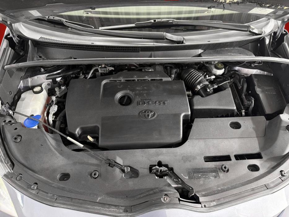 TOYOTA Verso 2011
