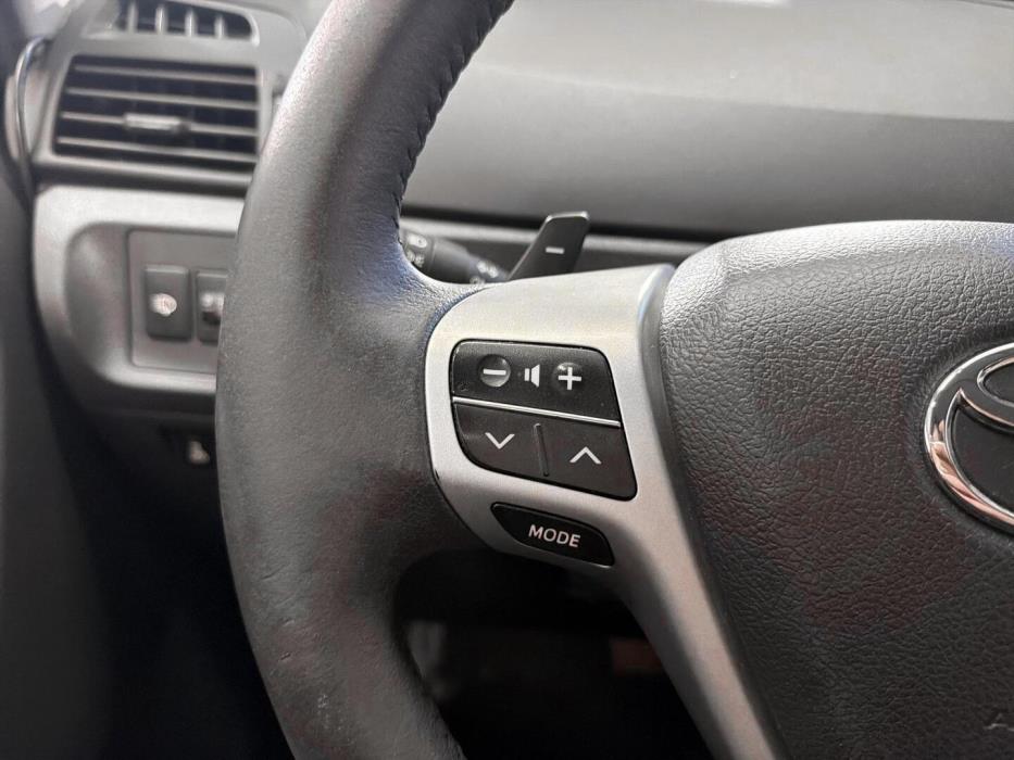 TOYOTA Verso 2011