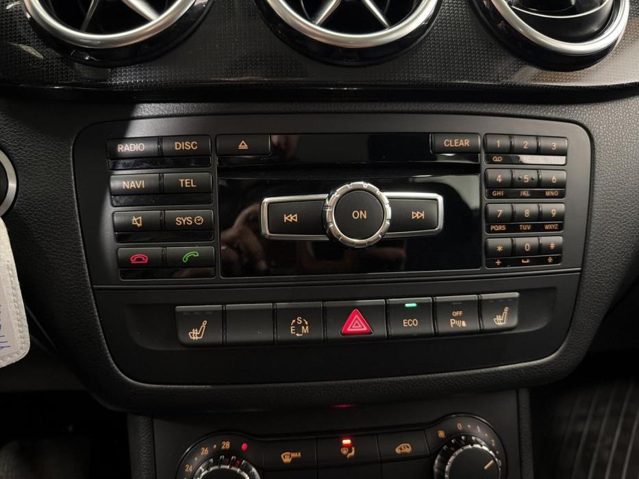 MERCEDES-BENZ B 2013