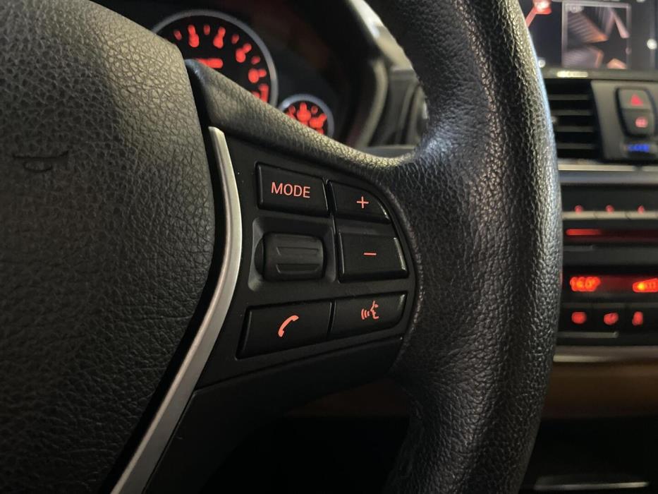 BMW 320 2015