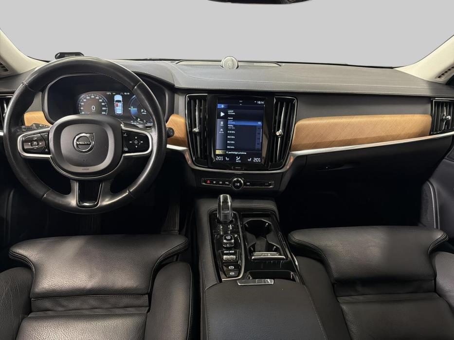 VOLVO V90 2019